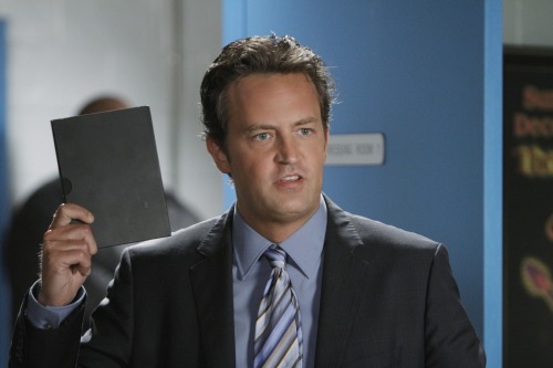 Matthew Perry portrays Ben Donovan in a scene from “Mr. Sunshine,” premiering Wednesday on ABC.  (AP-Yonhap News)