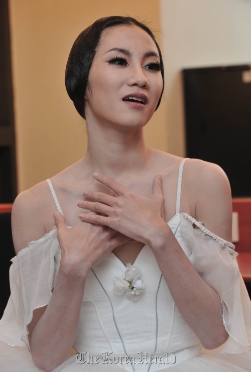 Ballerina Kim Ji-young (Chung Hee-cho/The Korea Herald)