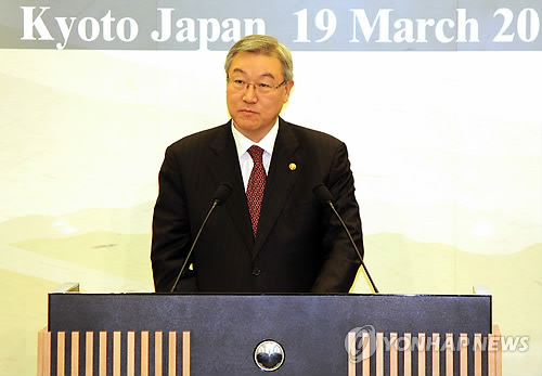 South Korean foreign minister Kim Sung-hwan in Tokyo on Saturday (Yonhap News)