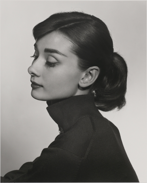 “Audrey Hepburn” by Yousuf Karsh at the exhibition “The Exhibition of the Great Portraitist’s Work — KARSH” which runs through May 22 at Sejong Center for the Performing Arts in central Seoul. (Yousuf Karsh)