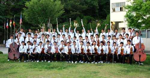 Aloysius Orchestra consists of 60 students of Aloysius Middle School and Aloysius Technical High School, which are affiliated with Busan Boystown. (Busan Boystown)