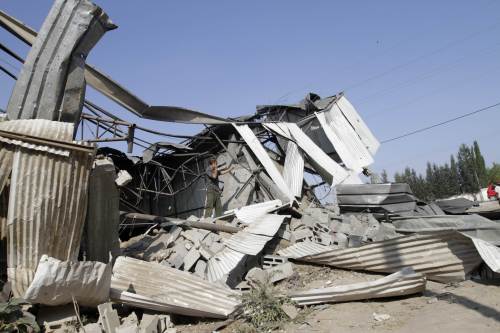 The site of an early morning Israeli airstrike in Gaza City on Thursday. (AFP-Yonhap News)