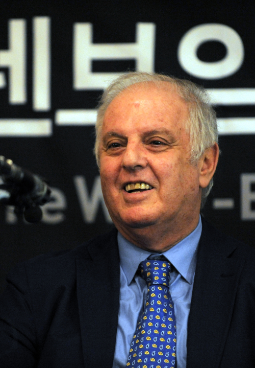 Conductor Daniel Barenboim at a press conference in Seoul on Tuesday (Ahn Hoon/The Korea Herald)