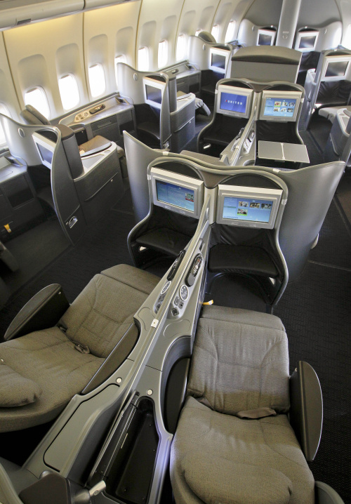 The new first class interior section of a United Airlines 747 plane at San Francisco International Airport. (AP-Yonhap News)