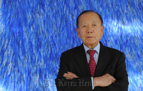 Kim Dong-ho, the founding director of BIFF and its current honorary chief, poses during an interview with The Korea Herald in Seoul, Monday. (Lee Sang-sub/The Korea Herald)