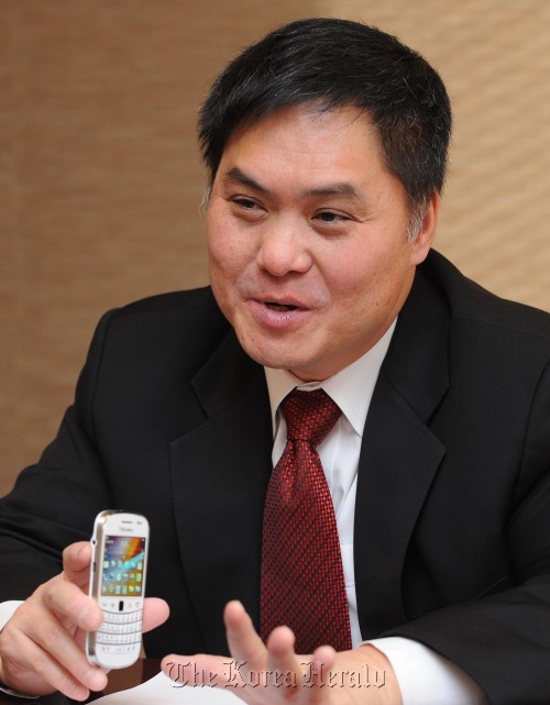 Norm Lo, managing director of Research in Motion Korea (Lee Sang-sub/The Korea Herald)
