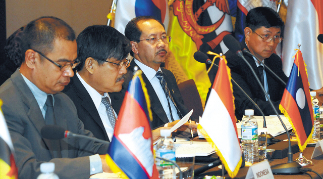 Senior officials from ASEAN member countries listen to KFS Minister Lee Donkoo’s speech. (KFS)