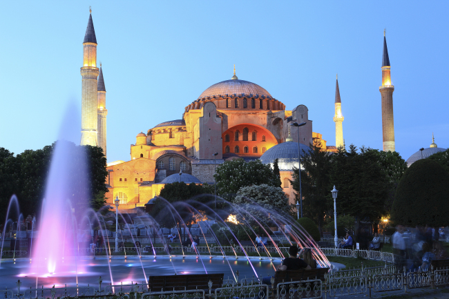 The Hagia Sophia in Istanbul, where the opening and closing ceremonies of the Istanbul-Gyeongju World Culture Expo 2013 will be held. (Expo organizing committee)