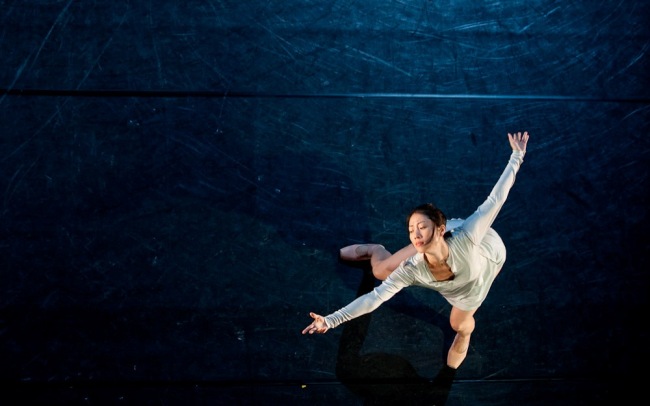 A scene from The Royal Swedish Ballet’s performance (Gangdong Arts Center)