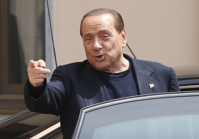 Berlusconi Begins Community Service