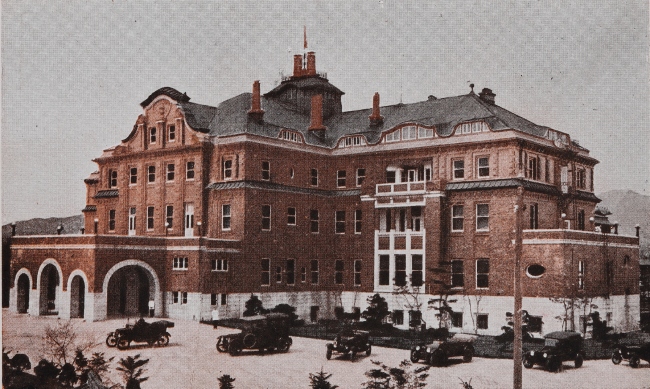 The exterior of the Chosun Hotel after it opened its doors in 1914