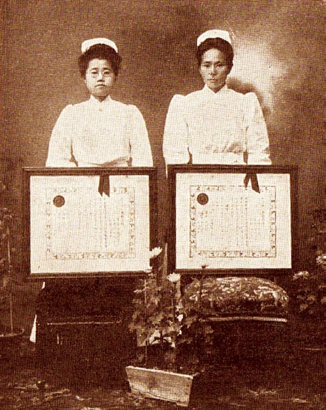 Korea`s first nurses Kim Martha (right) and Lee Grace (Korean Nurses Association)