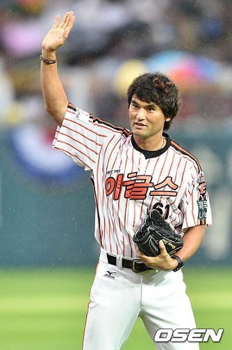 Chan Ho Park retires from baseball - True Blue LA