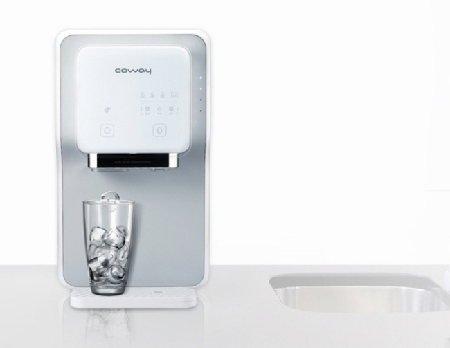 Coway’s ice water purifier. Nickel was detected in water from some of its products.