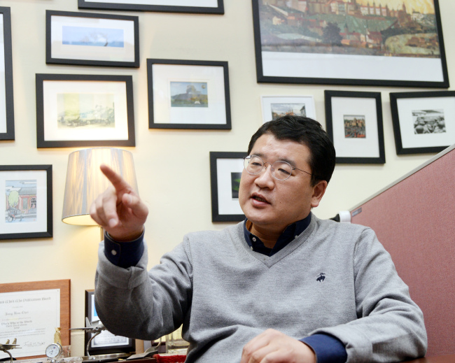 Choi, a professor in political science and international studies at Yonsei University, in an interview with The Korea Herald.