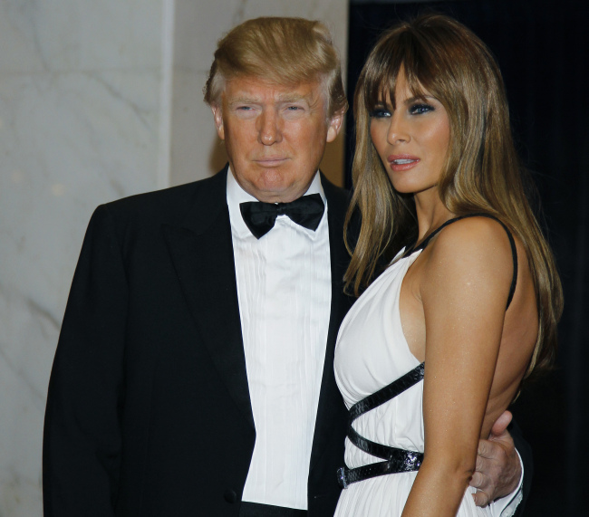 Donald Trump and Melania Trump arrive for the White House Correspondents Dinner in Washington on April 30, 2011. AP-Yonhap