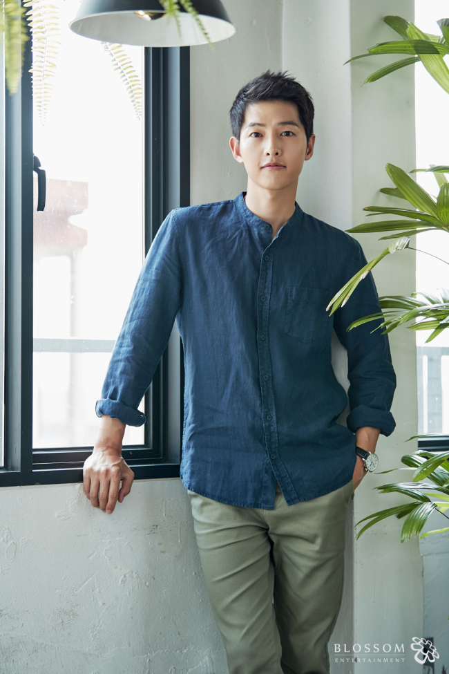 Actor Song Joong-ki Shares Thoughts on 'Descendants of the Sun