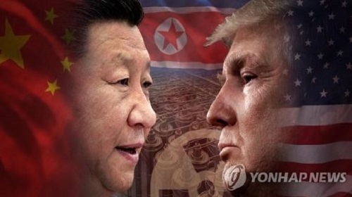 Chinese President Xi Jinping (L) and US President Donald Trump (Yonhap)