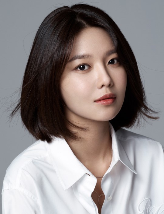 Choi Soo-young (Zoa Films)