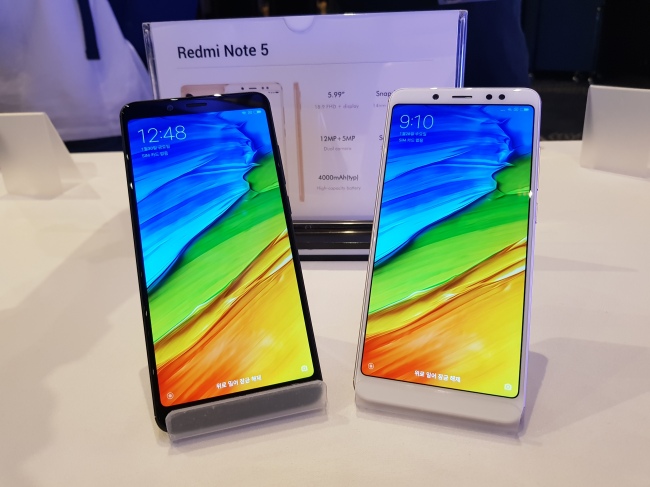 The Redmi Note 5 is displayed at the device`s Korean launch event held at Grand Intercontinental Seoul Parnas, Monday (Sohn Ji-young/The Korea Herald)