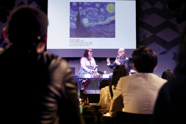 Museum of Modern Art Director Glenn Lowry (right) and curator Sara Suzuki speak during a press conference Tuesday at Hyundai Card Understage, in Itaewon, Seoul. (Yonhap)