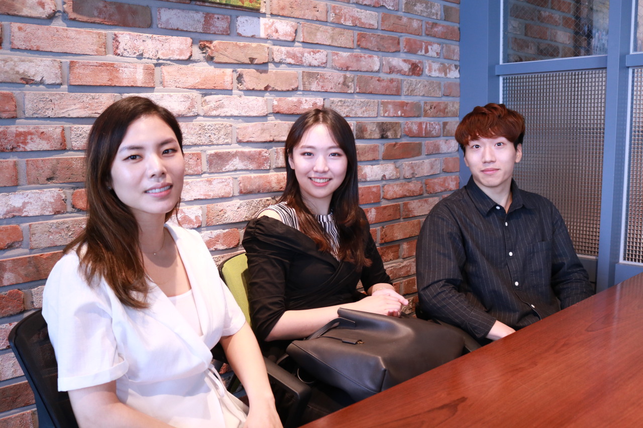 From left: Seo Hyun-sun, a student in the K-School program at KAIST; Kim So-young, an undergraduate of Yonsei University; and Chang Joon-hyuk, a student at UCLA (Son Ji-hyoung/The Korea Herald)