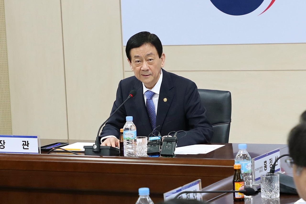 Interior and Safety Minister Chin Young (Yonhap)