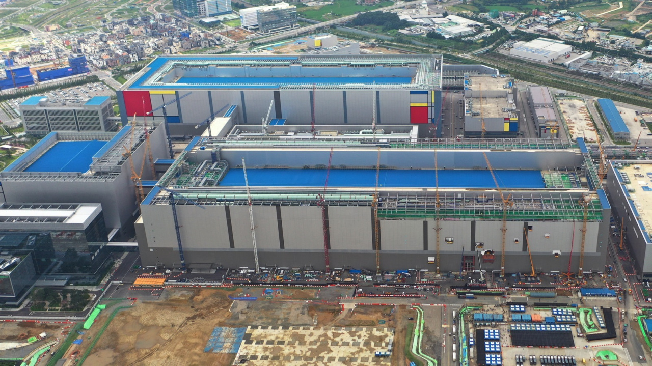 Samsung Electronics’ second production line in Pyeongtaek, Gyeonggi Province (Samsung Electronics)