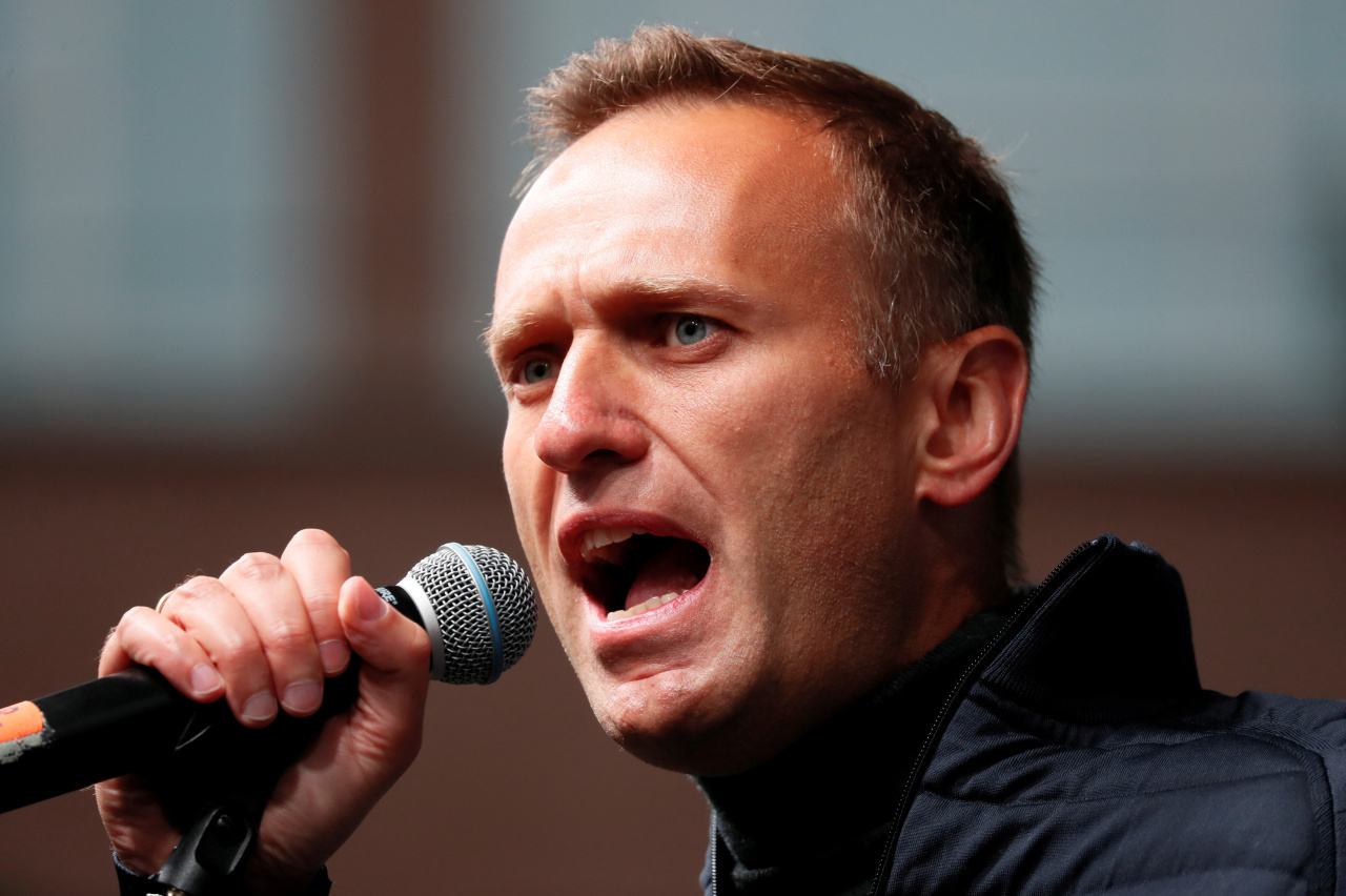 Russian opposition leader Alexei Navalny delivers a speech during a rally to demand the release of jailed protesters, who were detained during opposition demonstrations for fair elections, in Moscow, Russia September 29, 2019. (Reuters)