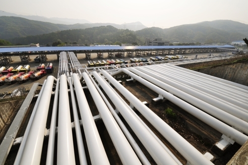Oil pipelines (Yonhap)