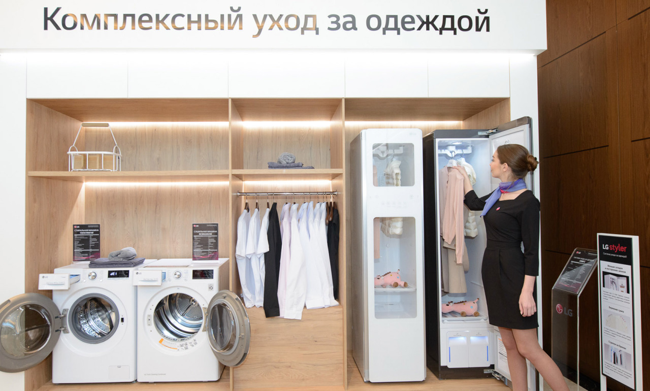 A model showcases the Tromm Styler at a showroom in Russia. (LG Electronics)
