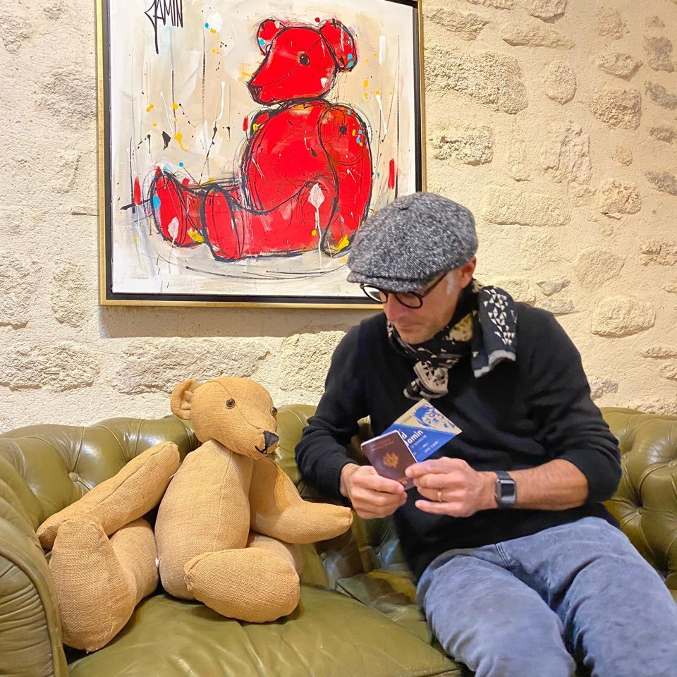 David Jamin and his teddy bear (Via Canvas)