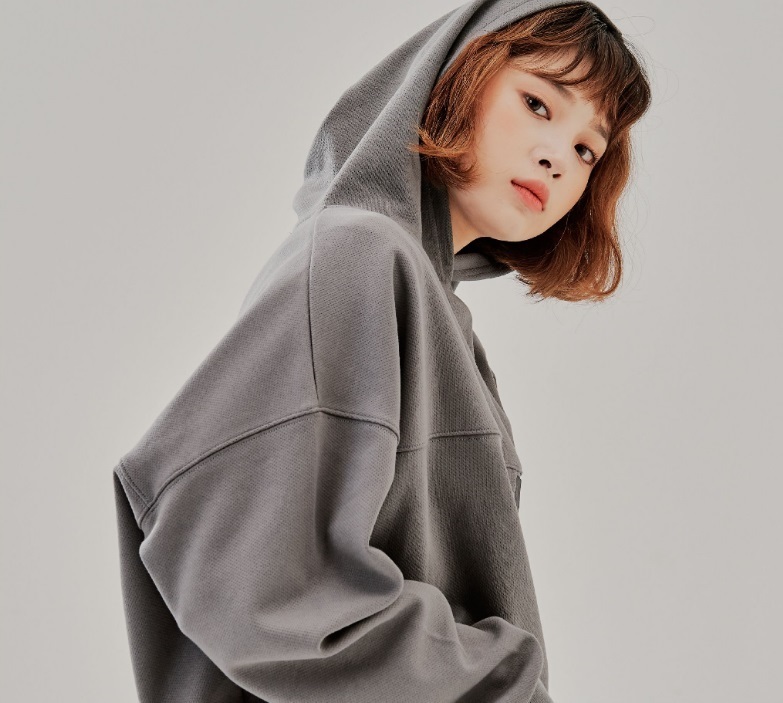 A model poses in a G3H10 hoodie. (Hyosung)