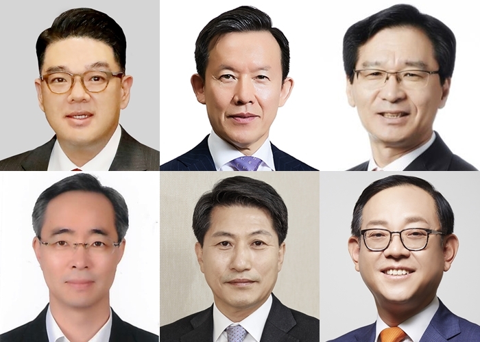 Clockwise from top left: Hana Financial Investment CEO Lee Eun-hyung; Mirae Asset Securities Executive Vice Chairman Choi Hyun-man and President Kim Jae-sik; Hanwha Investment and Securities CEO Kwon Hee-baek; Kyobo Securities co-CEOs Park Bong-kwon and Lee Seok-ki (Courtesy of respective companies)