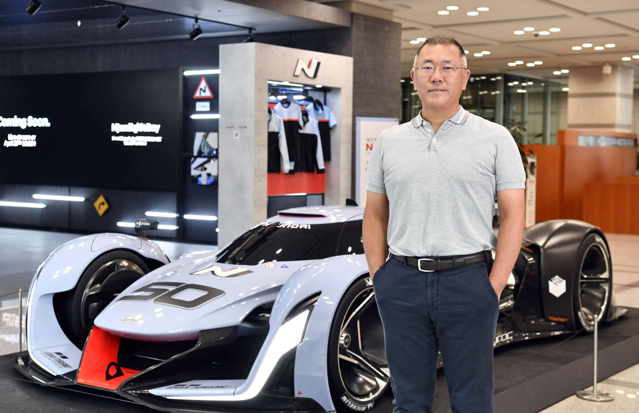 Hyundai Motor Group Chairman Chung Euisun poses in front of the automaker's high-performance N Brand models. (Hyundai Motor)