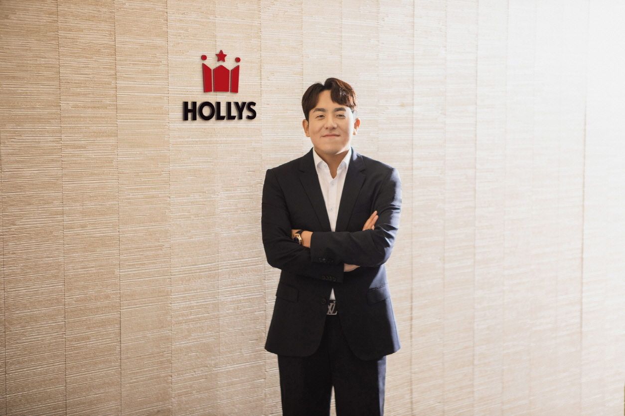 KG Hollys F&B’s new CEO, Lee Jong-hyun (Hollys Coffee)