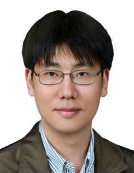 Dr. Hong Kiho, a laboratory medicine professor at Severance Hospital