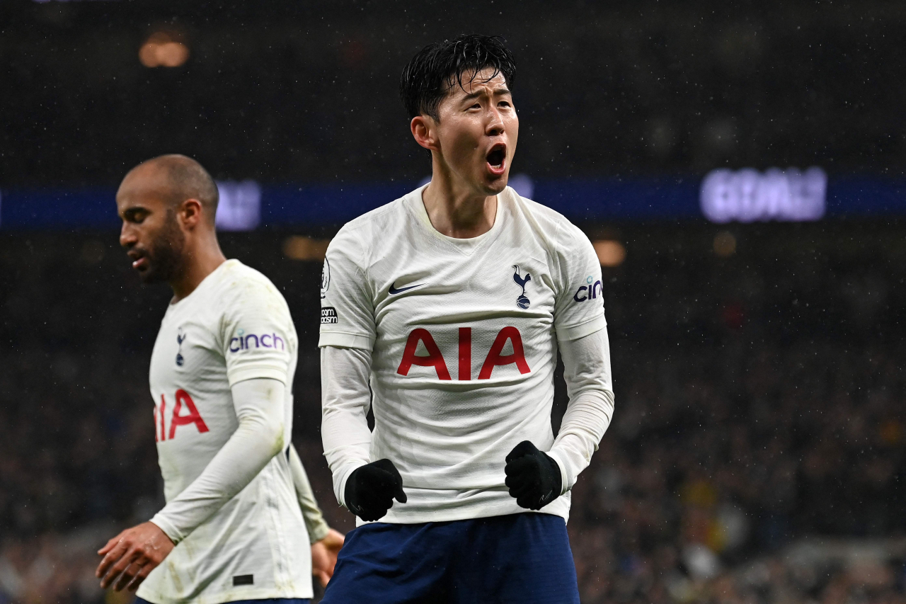 In this AFP photo, Tottenham Hotspur striker Son Heung-min (R) celebrates his goal during a Premier League match against Southampton at Hotspur Stadium in London on Wednesday. (AFP-Yonhap)