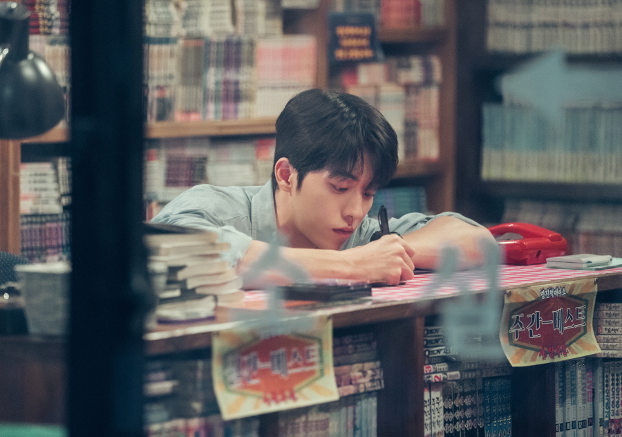 Nam Joo-hyuk acts as a job-seeking young man Back Yi-jin in “Twenty Five Twenty One” (tvN)