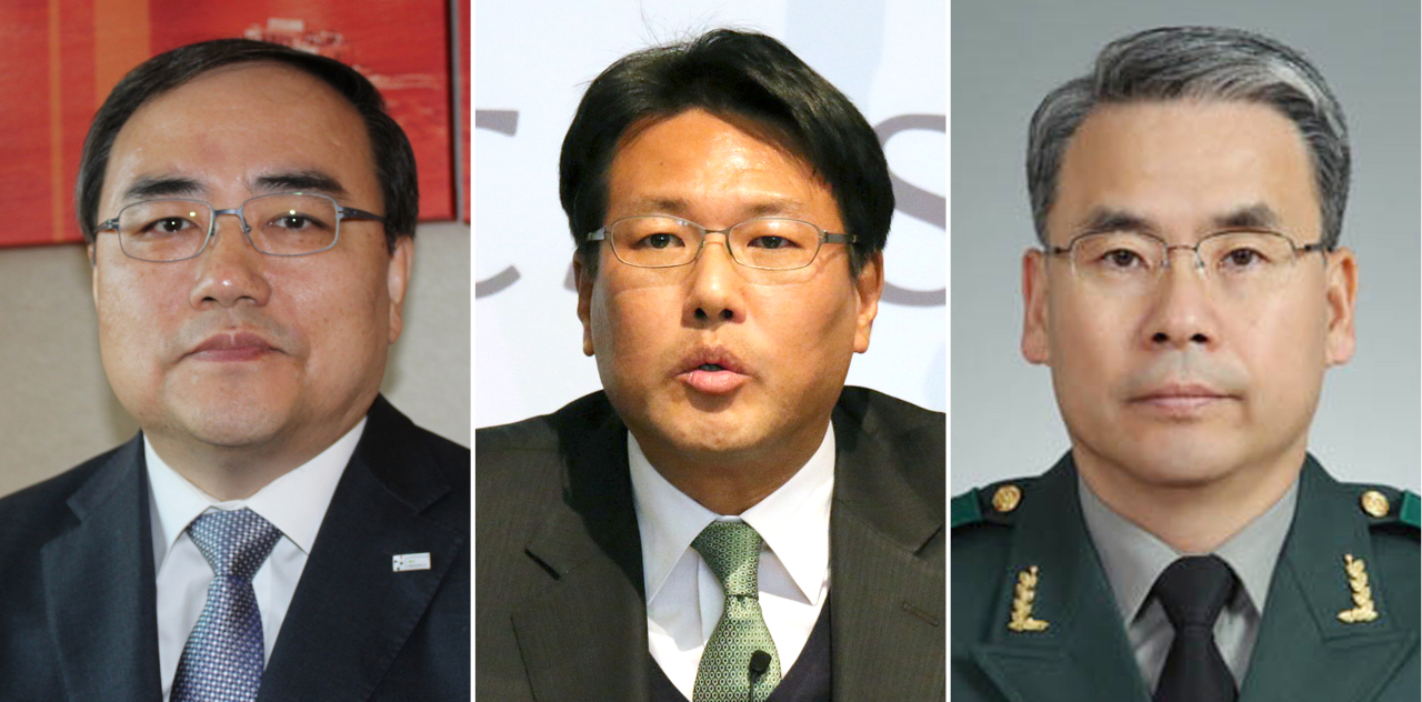 From left: Former vice foreign minister Kim Sung-han, Kim Tae-hyo, a political science and diplomacy professor at Sungkyunkwan University and Lee Jong-sup, former vice chairman of the Joint Chiefs of Staff. (Yonhap)