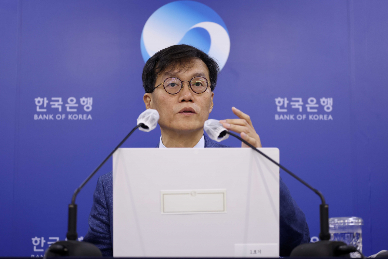 Bank of Korea Gov. Rhee Chang-yong attends a press conference at the central bank in Seoul on Tuesday. (Yonhap)