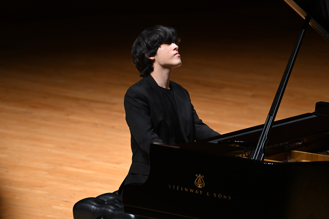 Pianist Lim Yun-chan says life has not changed since Van Cliburn picture