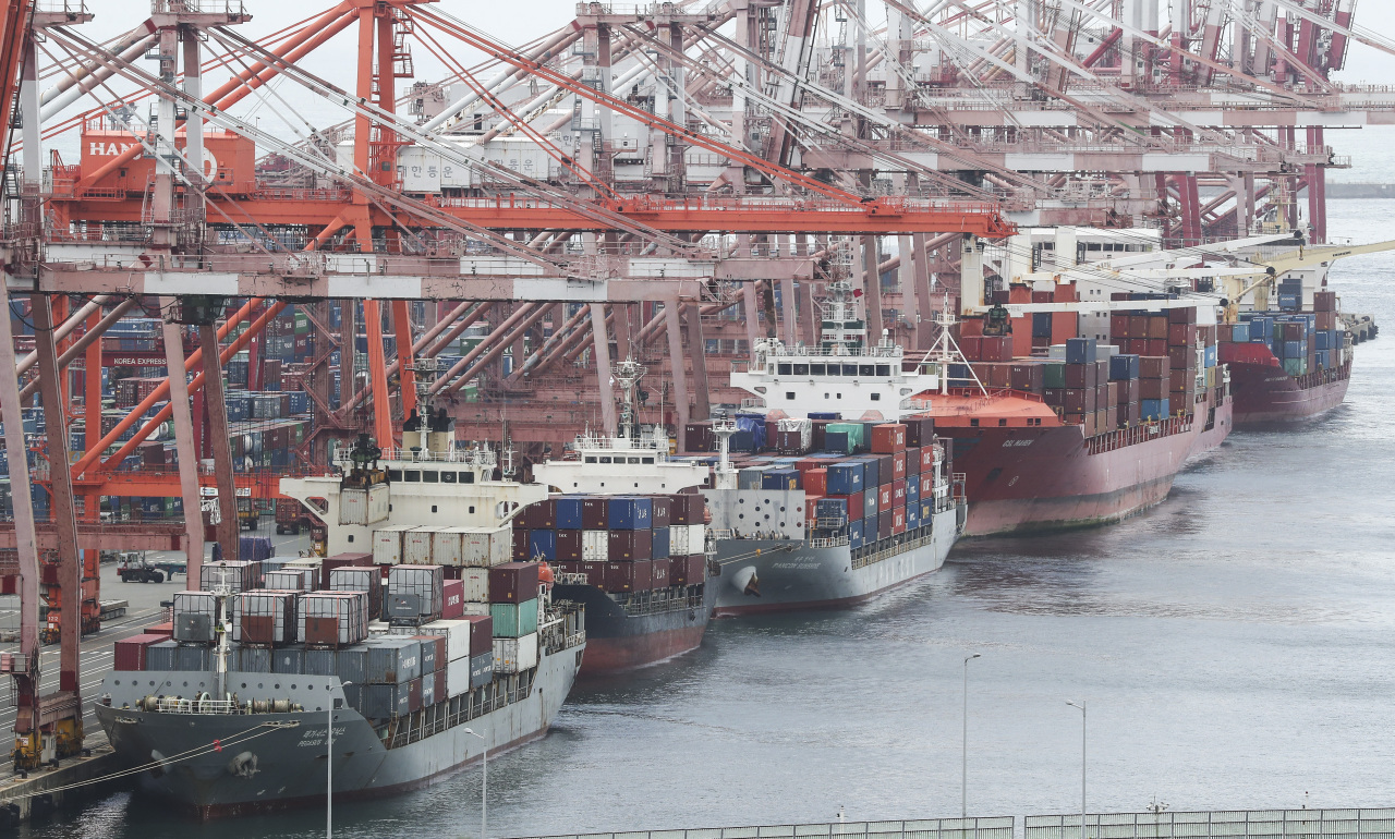 A view of the container terminal at Busan Harbor (Yonhap)