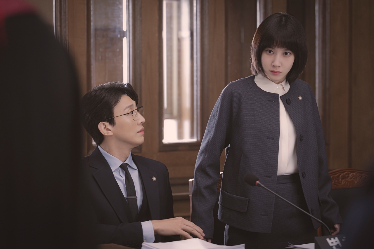 Park Eun-bin plays rookie attorney Woo Young-woo in “Extraordinary Attorney Woo.” (Astory)