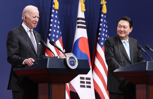 President Yoon Suk-yeol and US President Joe Biden hold a joint press conference for the Korea-US summit at the auditorium of the presidential office in Yongsan in May. / Presidential Photojournalists