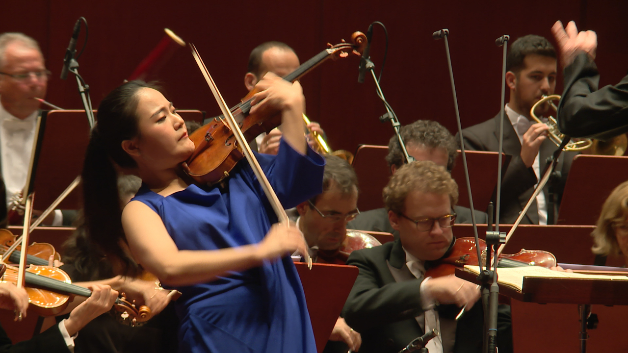 Violinist Lim Ji-young (Courtesy of Thierry Loreau)