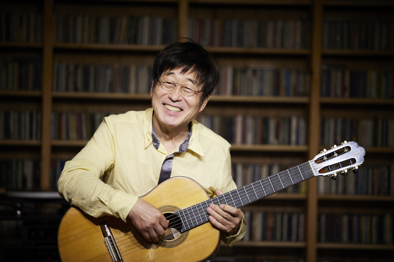 Singer-songwriter Kim Chang-wan poses during Sanullim's 45th anniversary remaster project press conference held in Seoul on Thursday. (Music Bus)