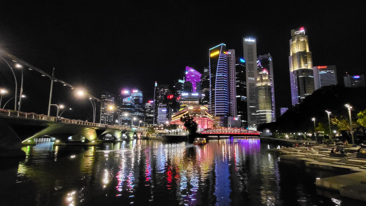 Nighttime view of Singapore (Kim Hae-yeon/The Korea Herald)