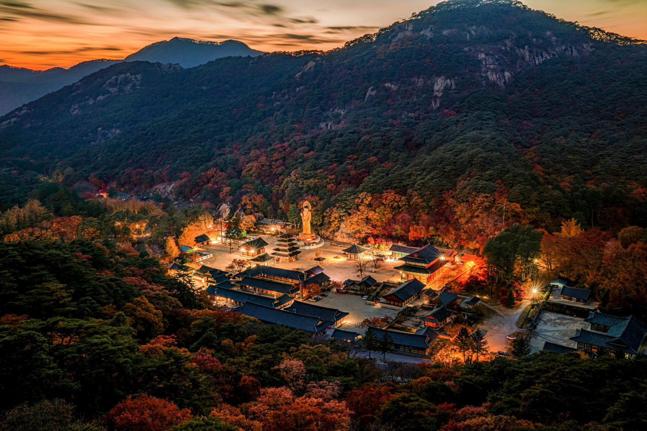 A panoramic view of Beopjusa in Boeun, North Chungcheong Province (Kim Dae-il/Korea Tourism Organization)
