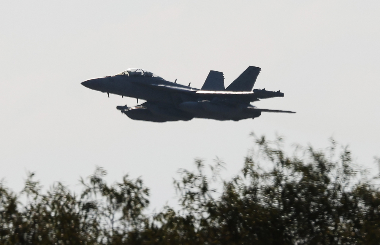 This photo, taken on Monday, shows an EA-18 electronic warfare aircraft dispatched for large-scale joint air drills between South Korea and the United States, called Vigilant Storm, at Osan Air Base in Pyeongtaek, 65 kilometers south of Seoul. (Yonhap)